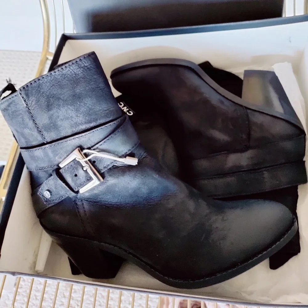 NIB $640 C'N'C Costume National Italy nubuck leather boots. IT‎ 38 US 7